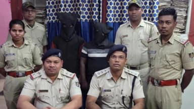 ବଲାଙ୍ଗୀର: ଡକାୟତି ମାମଲାରେ ସଇଁତଲା ପୋଲିସର ବଡ଼ ସଫଳତା ୨ ଗିରଫ ₹୧.୪୦ ଲକ୍ଷ ଜବତ