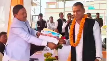 नौगढ़: नौगढ़ तहसील में बार एसोसिएशन का शपथ ग्रहण समारोह सम्पन्न, रामचन्द्र यादव बने अध्यक्ष और अंगद ने ली महामंत्री पद की शपथ