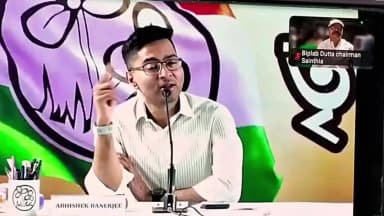 সাঁইথিয়া: সাঁইথিয়ায় তৃণমূল কার্যালয়ে অভিষেক ব্যানার্জির ভার্চুয়াল বৈঠক, উপস্থিত পৌর পিতা বিপ্লব দত্ত ও দলীয় কর্মীরা