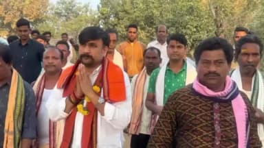 ଭଟଲି: ତରାଜୁଙ୍ଗା ରେ ଚାଲିଥିବା ନାମଯଂଜ୍ଞରେ ଯୋଗ ଦେଇ ପ୍ରଭୁଙ୍କ ଦର୍ଶନ କରି ଗ୍ରାମବାସୀଙ୍କ ସହ ବିଭିନ୍ନ ପ୍ରସଙ୍ଗ ରେ ଆଲୋଚନା କଲେ ଭଟଲୀ ବିଧାୟକ