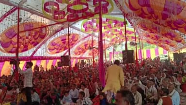 महमूदाबाद: श्रद्धा का सैलाब, 18वें वार्षिकोत्सव पर श्रीमद्भागवत कथा समापन के साथ विशाल कन्या भोज व भंडारा आयोजित