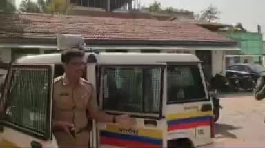 पारोळा: पारोळा बसस्थानकावर महिलेच्या दागिन्यांची चोरी; गर्दीचा फायदा घेत बांगडी लंपास