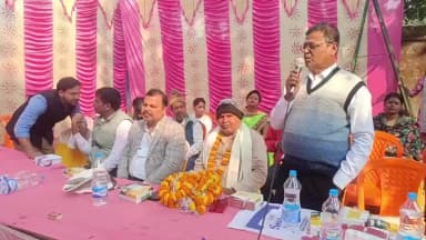 प्रतापपुर: प्रोजेक्ट बालिका उच्च विद्यालय प्रतापपुर में शिक्षक सर्वेश सिंह की भव्य विदाई, 40 वर्षों की सेवा समाप्त