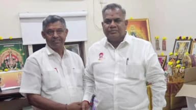 இராஜபாளையம்: நெசவாளர் முன்னேற்றக் கழகம் சார்பாக வருக என்று 2026 சட்டமன்றத் தேர்தலில் தமிழக வெற்றி களத்திற்கு ஆதரவு தெரிவித்தனர்