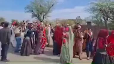 अरैन: रामधुनि से भक्ति के रंग में डूबा अराई क्षेत्र का गांव तेजपुरिया, 5 गांवों की रामधुनि मंडलियों ने किया रामनाम भजन कीर्तन