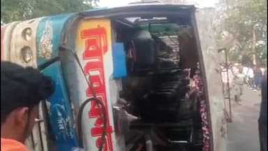 করিমপুর ১: কাঠালিয়া এলাকায় মর্মান্তিক দুর্ঘটনা: বাসের রেষারেষিতে প্রাণ গেল মহিলা যাত্রীর