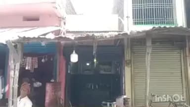 गुरारू: गुरारू बाजार में बाल श्रम पर प्रशासन का छापा, 12 वर्षीय बच्चा काम करते हुए मिला