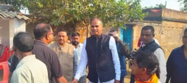 सरिया: सरिया प्रखंड के चौधरीडीह गांव में सीआरपीएफ व बीएसएफ में चयनित युवाओं का हुआ सम्मान