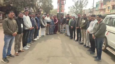 सुवासरा: शामगढ़ में भाजपा कार्यकर्ताओं ने सब्जी मंडी चौराहे पर राजमाता विजयराजे सिंधिया की पुण्यतिथि मनाई