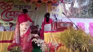 গড়বেতা ১: গড়বেতা শহরে বইমেলার উদ্বোধন করলেন বিধায়ক,এছাড়াও উপস্থিত BDO