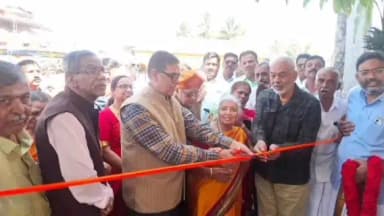 ಅರ್ಕಲ್ಗುಡ್: ಪಟ್ಟಣದ ಬ್ರಾಹ್ಮಣ ಮಹಾಸಂಘದ ಶ್ರೀರಾಮಮಂದಿರದ ಮುಂಭಾಗದಲ್ಲಿಶಾನುಬೋಗ್ ವೆಂಕಟರಾಮಯ್ಯ ಪುತ್ಥಳಿ ಅನಾವರಣ