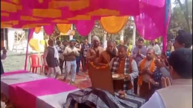 महमूदाबाद: रामपुर मथुरा के पारा में भव्य हिन्दू सम्मेलन, सनातन संस्कृति के संरक्षण का लिया संकल्प