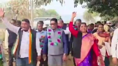 पाकरटांड: पाकरटांड प्रखंड मुख्यालय में मनरेगा बचाव संग्राम, पेसा नियमावली एवं SIR पर प्रशिक्षण शिविर आयोजित