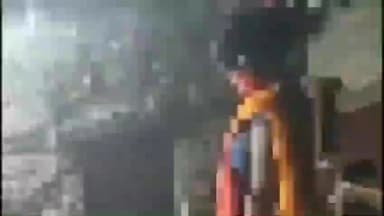 बंदरा: शंकरपुर गांव में महिला का शव पंखे से लटका मिला, पुलिस जांच में जुटी