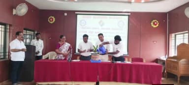 ಹಳಿಯಾಳ: ತಹಶೀಲ್ದಾರ್ ಕಾರ್ಯಾಲಯದ ಸಭಾಭವನದಲ್ಲಿ ರಾಷ್ಟ್ರೀಯ ಮತದಾರರ ದಿನಾಚರಣೆಯ ನಿಮಿತ್ತ ಜಾಗೃತಿ ಕಾರ್ಯಕ್ರಮ