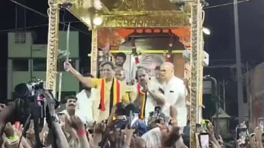 விளாத்திகுளம்: விளாத்திகுளம் பேருந்து நிலையம் முன்பு தேமுதிக சார்பில் உள்ளம் தேடி இல்லம் நாடி நிகழ்ச்சி நடைபெற்றது