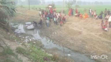 छातापुर: छातापुर में तेज रफ्तार कार नहर में गिरी, चालक बाल-बाल बचा, मामूली चोटें आईं
