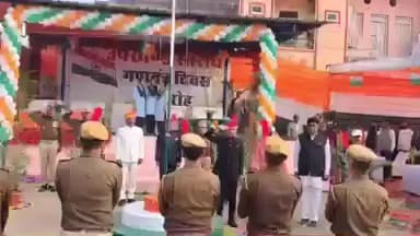 पिड़ावा: शहर के खेल मैदान में गणतंत्र दिवस पर उपखंड स्तरीय कार्यक्रम का आयोजन, एसडीएम ने फहराया तिरंगा