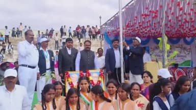 ಪಾವಗಡ: ಕೇಂದ್ರ ಸರ್ಕಾರದ ತಾರತಮ್ಯದಿಂದ ರಾಜ್ಯಗಳ ಅಭಿವೃದ್ಧಿ ಕುಂಠಿತ ಪಟ್ಟಣದಲ್ಲಿ ಶಾಸಕ ಎಚ್ ವಿ ವೆಂಕಟೇಶ್