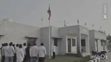 બોરસદ: બોચાસણ નજીક હાઇવે ઓથોરિટી કચેરી ખાતે ધ્વજ વંદન કરાયું