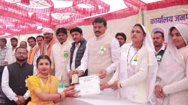 पानसेमल: पानसेमल विधायक ने निवाली जनपद कार्यालय में किया ध्वजारोहण, प्रमाण पत्रों का वितरण