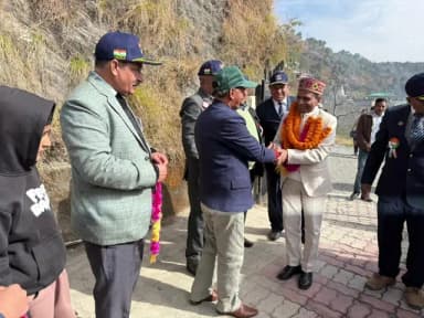 कंडाघाट: सम्मान और सेवा का संगम: सायरी में हर्षोल्लास के साथ मनाया गया 77वां गणतंत्र दिवस