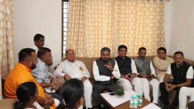 ઉમરગામ: ઉમરગામ ખાતે મંત્રી નરેશ પટેલની ઉપસ્થિતિમાં મહત્વપૂર્ણ બેઠક યોજાઈ