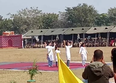 कुरसाकांटा: कुर्साकांटा प्रखंड क्षेत्र में आन, बान और शान से फहराया गया तिरंगा