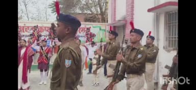 हरिहरगंज: 77वें गणतंत्र दिवस पर हरिहरगंज प्रखंड क्षेत्र में शान से फहराया गया तिरंगा झंडा