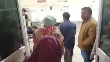 सीतापुर: खगसिया मऊ के पास तेज रफ्तार विक्रम ने सड़क पर मासूम बच्चे को कुचला, गंभीर अवस्था में उपचार जारी