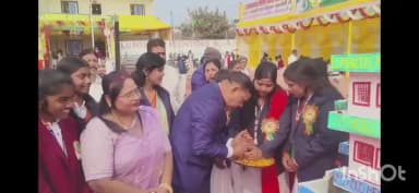 हरिहरगंज: ल्यूमिनस मेंटर्स एकेडमी में कला, संस्कृति व विज्ञान प्रदर्शनी, बच्चों ने बनाए 171 मॉडल, प्रतिभा देख लोग हुए चकित