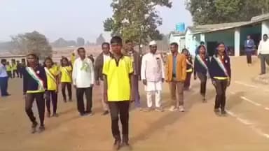 पालकोट: संत थॉमस पब्लिक स्कूल सुंदरपुर पालकोट में भाजपा नेता द्वारा झंडोत्तोलन