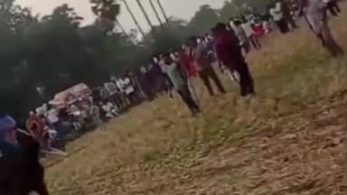 ఎం.కోటపాడు గ్రామంలో గుర్రపు పరుగు పందెం పోటీలు