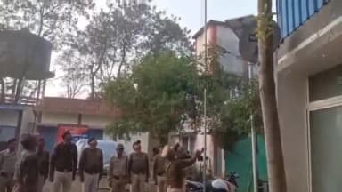 बजाग: पुलिस थाना और एसडीएम कार्यालय बजाग में हुआ ध्वजारोहण, गणतंत्र दिवस का त्यौहार मनाया गया