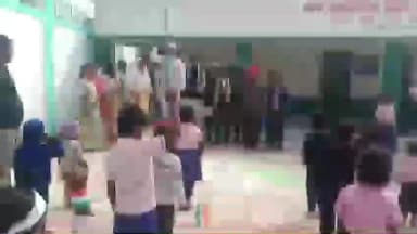 दाड़ी: मुखिया देवकी महतो द्वारा विभिन्न जगहों पर झंडा तोलन किया गया