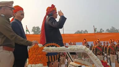 ⏩ #गुना - प्रदेश के खाद्य एवं नागरिक आपूर्ति मंत्री एवं प्रभारी मंत्री जिला गुना श्री Govind Singh Rajput ने लाल परेड म...