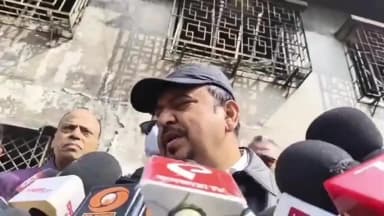 কলকাতা: ‘জতুগৃহ’ পরিদর্শনে দমকলমন্ত্রী, আনন্দপুরে আগুন-পরবর্তী পরিস্থিতি খতিয়ে দেখলেন সুজিত বসু