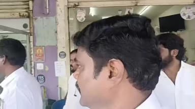 தாம்பரம்: ரத்தினமங்கலம் பகுதியில் அதிமுக சார்பில் துண்டு பிரசுரங்கள் விநியோகிக்கப்பட்டது