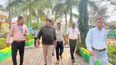 तिरोडा: कोहका येथील जिल्हा परिषद शाळेला आमदार विजय रंहागडाले यांनी दिली भेट , विद्यार्थ्यांशी साधला संवाद