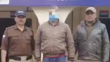 भगवानपुर: रूहालकी दयालपुर गांव से पुलिस ने फरार चल रहे एक वारंटी को किया गिरफ्तार, चेक बाउंस के मामले में था फरार