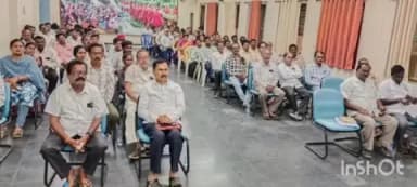 భద్రాచలం: భద్రాచలం ఐటీడీఏ సమావేశం మందిరంలో జిసిసి లో పనిచేస్తున్న సిబ్బందితో ప్రత్యేక సమావేశం నిర్వహించిన సహాయ ప్రాజెక్టు అధికారి