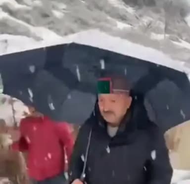 नेरवा: चौपाल विधायक बलबीर वर्मा की अपील- बर्फबारी में रिहायशी इलाकों की ओर आ रहे जंगली जानवरों को न पहुंचाएं नुकसान