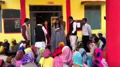 तामिया: तामिया जनपद में सरपंच सचिव को हटाने पर अड़े ग्रामीण, ग्रामीणों के धरने से प्रशासन की बढ़ी मुश्किलें, एसडीएम पहुंची