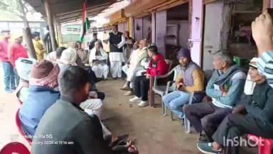 बसेड़ी: मनरेगा बचाने के लिए कांग्रेसियों ने किया जनसंपर्क