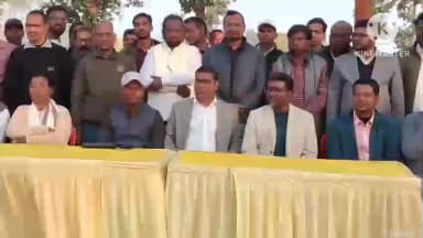 बेरो: बेड़ो प्रखंड में पंचायत सचिव शनिका नाग को सम्मानपूर्वक विदाई, सेवानिवृत्ति पूर्व समारोह में कार्यकाल की सराहना