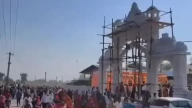 बायतु: बायतु में मारवाड़ क्षेत्र के लोकदेवता सिद्ध श्री खेमा बाबा के मेले में श्रद्धालुओं का जनसैलाब उमड़ा