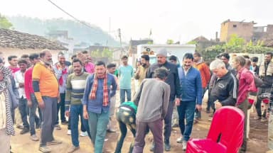 बिजावर: विधायक राजेश बबलू शुक्ला ने ग्राम पाटन पहुंचकर दिवंगतों को दी श्रद्धांजलि