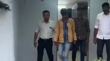 સાણંદ: મોડાસર મંદિર ચોરીનો ભેદ ઉકેલાયો,₹4.22 લાખના ચાંદીના મુદ્દામાલ સાથે એક ઝડપાયો