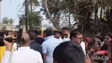 दरियापुर: हरिहरपुर हिंसा के बाद थाने का घेराव, बाइक क्षतिग्रस्त, 112 वाहन को नुकसान, मंगलवार दोपहर 1 बजे महिलाओं ने घेरा थाना