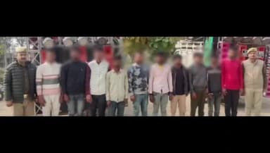 जखनिया: प्रतिमा विसर्जन में डीजे प्रतियोगिता को लेकर विवाद, दुल्लहपुर पुलिस ने की त्वरित कार्रवाई, 10 लोगों को किया गिरफ्तार